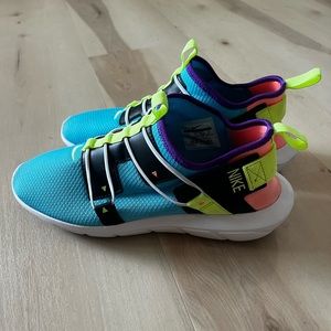 Nike Vortak Tennis Shoes